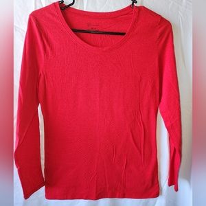 No boundaries, red long sleeve t-shirt. SizeM. 7/9